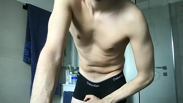 Snapshot of LukaShyGuy chatting on February 28, 2026, 9:10 am LukaShyGuy online show from February 28, 2026, 9:10 am