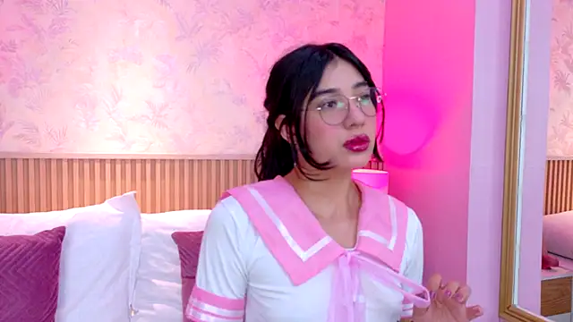 AdelineJhones online show from November 26, 2025, 3:02 pm