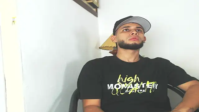 Maxcole 07 online show from October 23, 2025, 11:14 pm