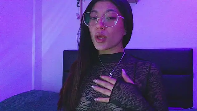 LissyM online show from December 22, 2025, 5:10 pm