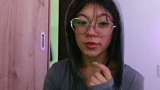 LissyM online show from April 29, 2026, 6:58 pm