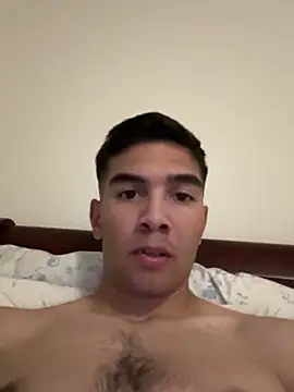 Snapshot of YoungNhorny2004 chatting on November 4, 2025, 12:43 am YoungNhorny2004 online show from November 4, 2025, 12:43 am