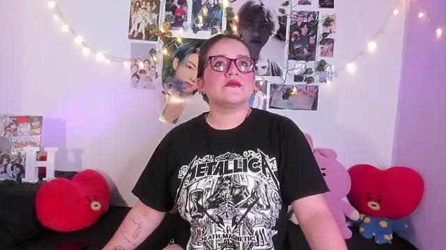 Snapshot of Rose_Hellen chatting on November 14, 2025, 4:44 am Rose Hellen online show from November 14, 2025, 4:44 am