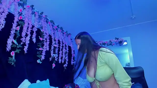 Gabyy Cooper  online show from June 20, 2026, 12:58 am