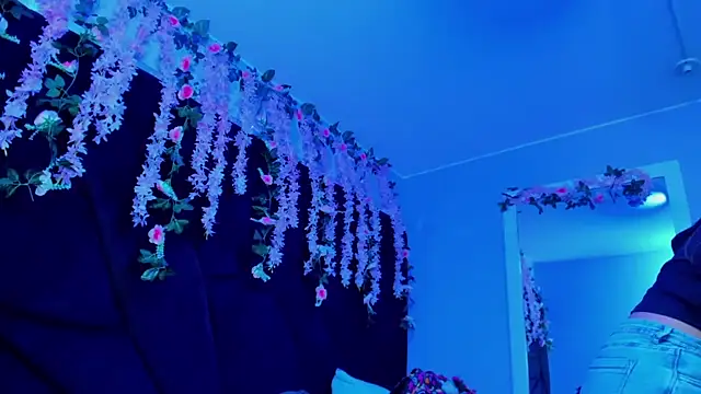 Gabyy Cooper  online show from June 21, 2026, 2:58 am
