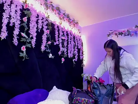 Gabyy Cooper  online show from July 24, 2026, 2:09 am