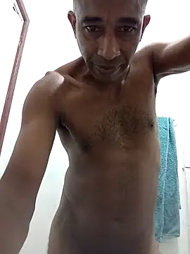 Snapshot of juniordotado87 chatting on November 19, 2025, 12:10 am juniordotado87 online show from November 19, 2025, 12:10 am