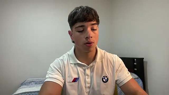 Snapshot of JUSTIN_JHONS chatting on November 13, 2025, 1:04 am JUSTIN JHONS online show from November 13, 2025, 1:04 am