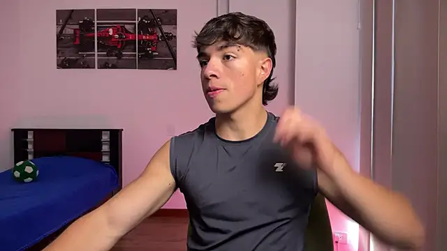 Snapshot of JUSTIN_JHONS chatting on November 21, 2025, 9:24 pm JUSTIN JHONS online show from November 21, 2025, 9:24 pm