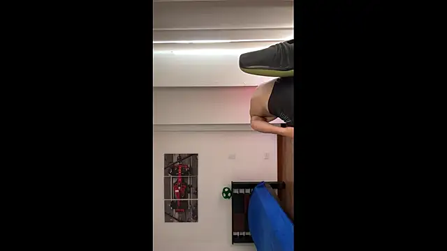 Snapshot of JUSTIN_JHONS chatting on November 26, 2025, 2:51 pm JUSTIN JHONS online show from November 26, 2025, 2:51 pm