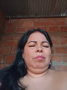 Snapshot of mother2-divorced chatting on July 10, 2026, 1:47 pm mother2-divorced online show from July 10, 2026, 1:47 pm