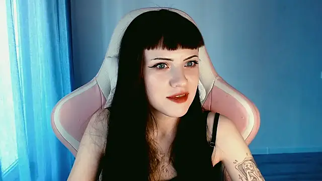 Snapshot of astra_rift chatting on May 7, 2026, 4:45 pm astra rift online show from May 7, 2026, 4:45 pm