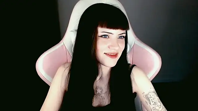 Snapshot of astra_rift chatting on May 19, 2026, 8:59 pm astra rift online show from May 19, 2026, 8:59 pm