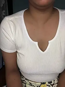 Cute Marina online show from July 8, 2026, 7:02 am