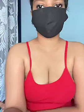 Cute Marina online show from July 17, 2026, 6:42 am