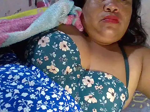 Snapshot of xxmysweetpinayy69 chatting on March 3, 2026, 10:04 pm xxmysweetpinayy69 online show from March 3, 2026, 10:04 pm