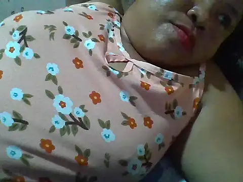 Snapshot of xxmysweetpinayy69 chatting on March 5, 2026, 5:47 am xxmysweetpinayy69 online show from March 5, 2026, 5:47 am