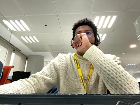 Albert Madrid online show from January 12, 2026, 11:04 am