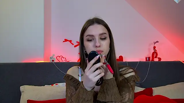 AliceAtkins online show from April 30, 2026, 6:20 am