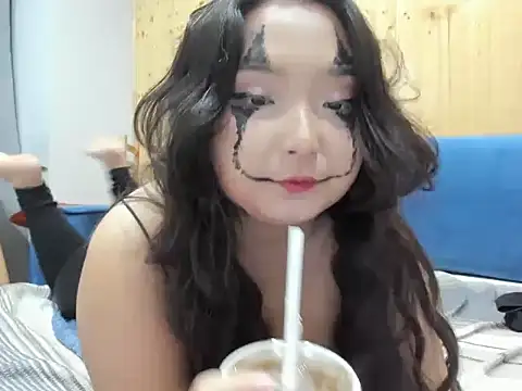 Snapshot of miomyao chatting on October 31, 2025, 5:14 pm miomyao online show from October 31, 2025, 5:14 pm