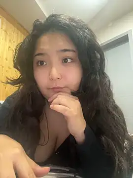 Snapshot of miomyao chatting on December 4, 2025, 5:17 am miomyao online show from December 4, 2025, 5:17 am