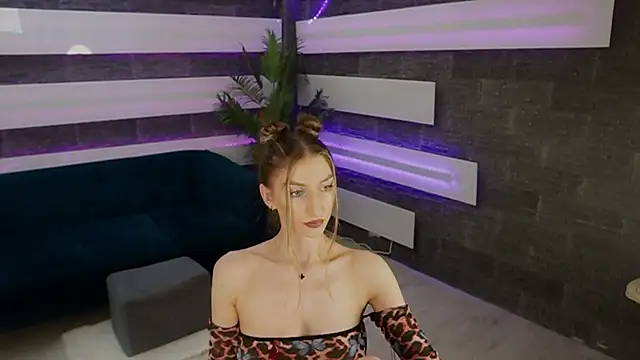 SexyCelline online show from June 25, 2026, 4:12 am