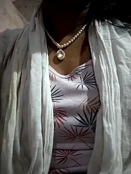 Ezabelljohn online show from March 5, 2026, 1:18 pm