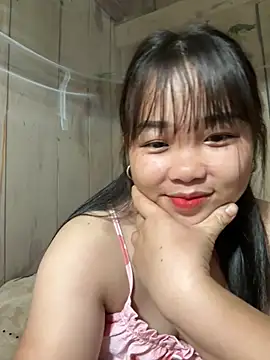 Snapshot of love_pusy09 chatting on May 4, 2026, 1:40 pm love pusy09 online show from May 4, 2026, 1:40 pm