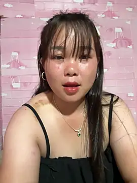 Snapshot of love_pusy09 chatting on June 19, 2026, 1:37 pm love pusy09 online show from June 19, 2026, 1:37 pm