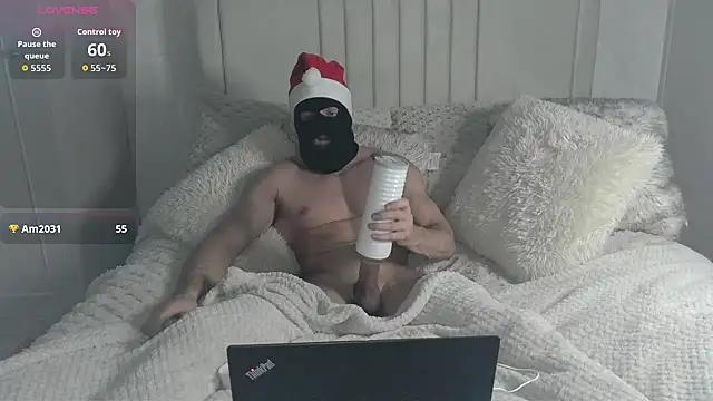 Snapshot of Masked_Bull38_Uk chatting on December 22, 2025, 6:05 pm Masked Bull38 Uk online show from December 22, 2025, 6:05 pm
