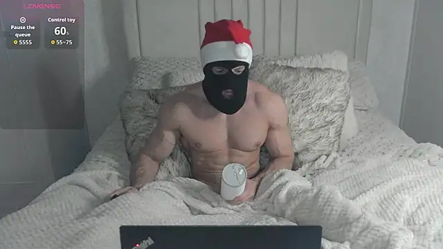 Snapshot of Masked_Bull38_Uk chatting on December 23, 2025, 8:45 am Masked Bull38 Uk online show from December 23, 2025, 8:45 am