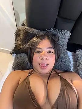 MelissaHex online show from February 13, 2026, 8:05 pm