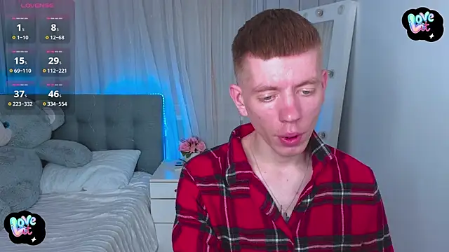 Cristian  Dior online show from April 29, 2026, 8:29 am