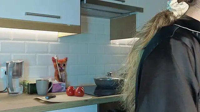 Snapshot of CasandraMickell chatting on November 8, 2025, 9:24 pm CasandraMickell online show from November 8, 2025, 9:24 pm