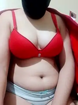 Snapshot of Majoudabar chatting on February 3, 2026, 5:27 am Majoudabar online show from February 3, 2026, 5:27 am