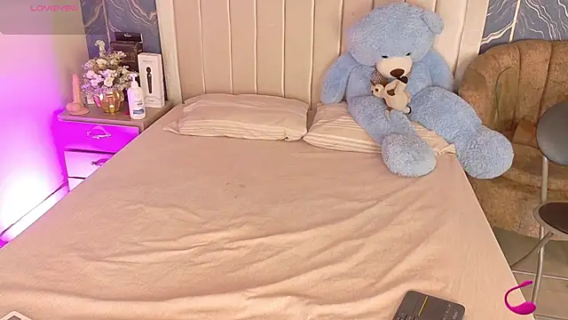 Snapshot of iam_nicolle chatting on November 20, 2025, 12:38 pm iam nicolle online show from November 20, 2025, 12:38 pm