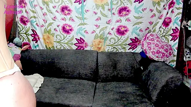 Bonnie and wizkhal online show from March 9, 2026, 9:08 pm