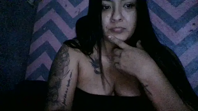 Snapshot of Jennifersbodyy chatting on November 13, 2025, 4:22 am Jennifersbodyy online show from November 13, 2025, 4:22 am