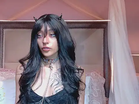 Snapshot of _valuu chatting on November 19, 2025, 12:49 pm valuu online show from November 19, 2025, 12:49 pm