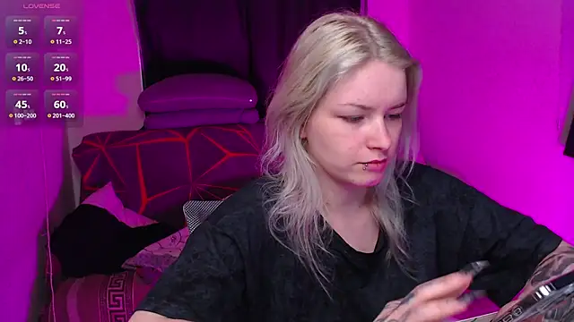 CherryNight6 online show from June 21, 2026, 9:06 pm