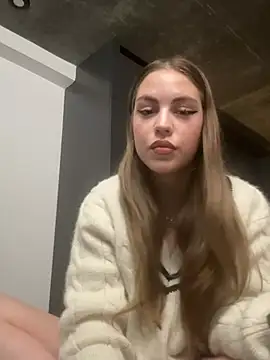 elliepixie online show from January 13, 2026, 1:22 am