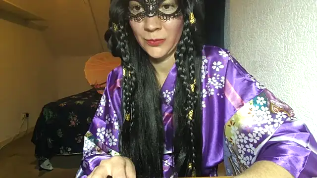 Aromaloveqq online show from November 22, 2025, 3:33 pm