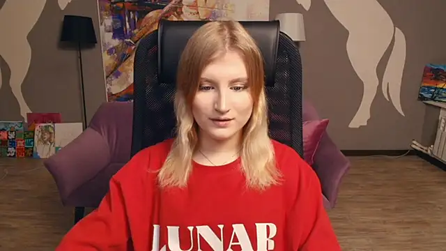 LisaRais online show from November 22, 2025, 9:03 pm