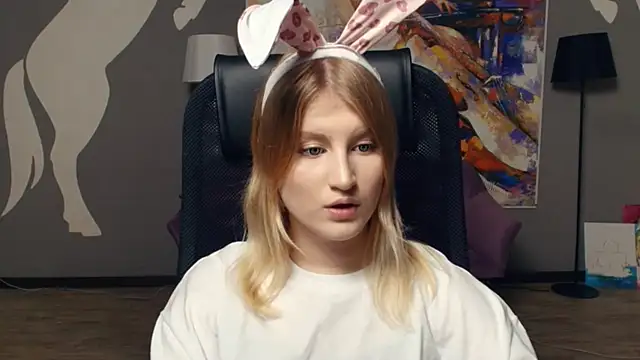 LisaRais online show from November 27, 2025, 8:55 pm