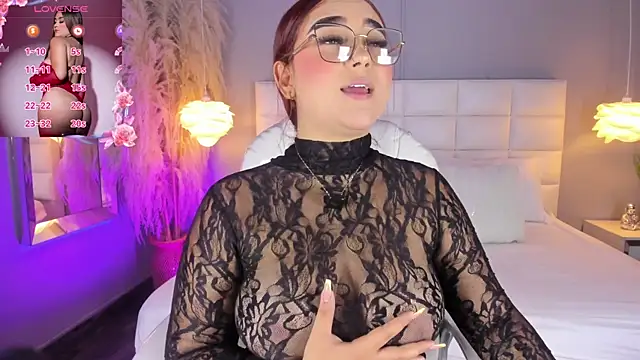 Anasha21 online show from August 6, 2026, 7:27 pm