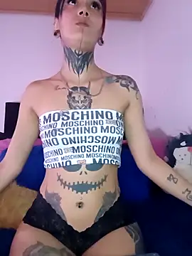 Snapshot of SharonSalazar chatting on November 20, 2025, 3:07 am SharonSalazar online show from November 20, 2025, 3:07 am