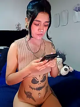 Snapshot of SharonSalazar chatting on March 10, 2026, 2:16 am SharonSalazar online show from March 10, 2026, 2:16 am