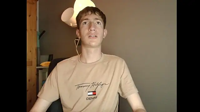 Erick Taylor3 online show from December 17, 2025, 8:15 pm