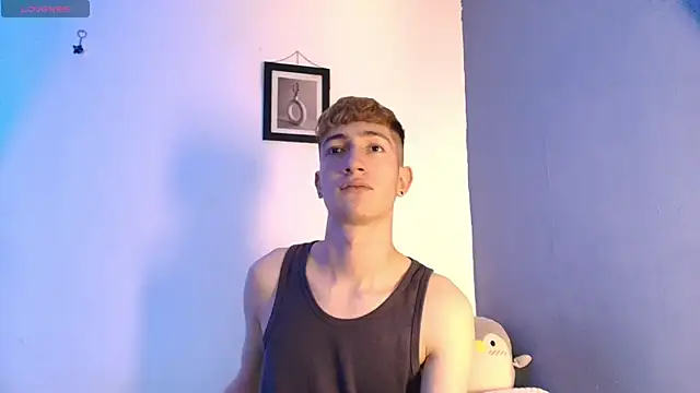 Snapshot of Erick_Taylor3 chatting on June 11, 2026, 8:07 pm Erick Taylor3 online show from June 11, 2026, 8:07 pm