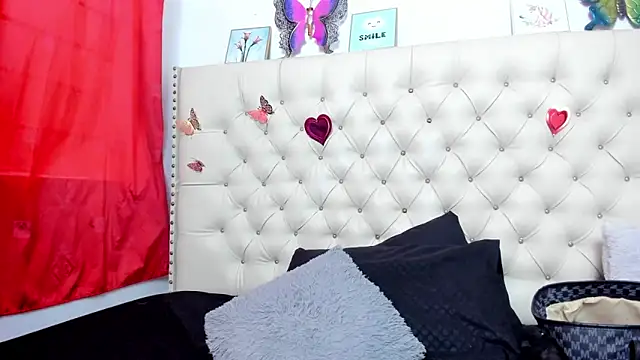 Snapshot of celena_wonder chatting on June 12, 2026, 6:29 pm celena wonder online show from June 12, 2026, 6:29 pm